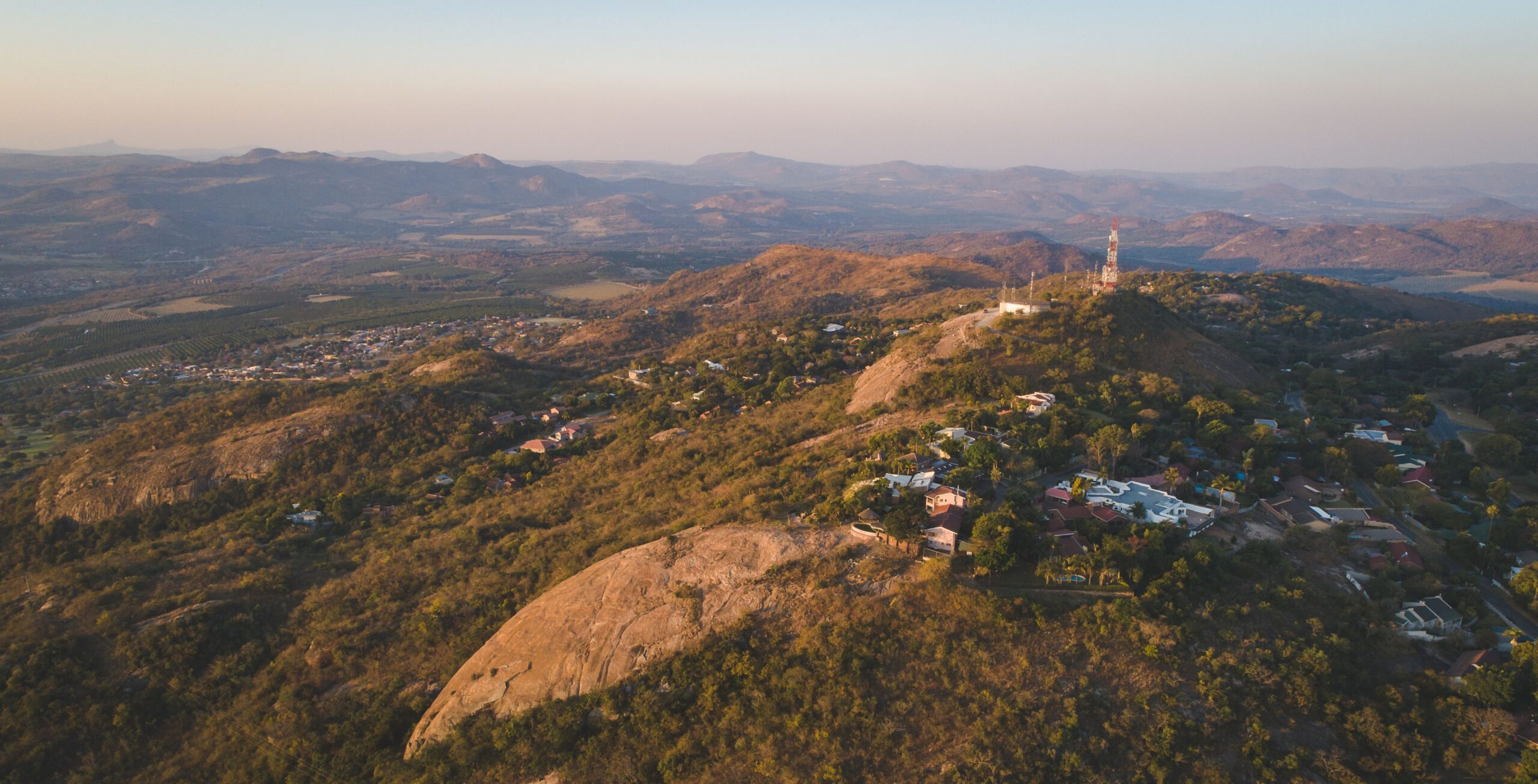 Bilfärd från Kruger Malelane Gate till Mbombela (Nelspruit)