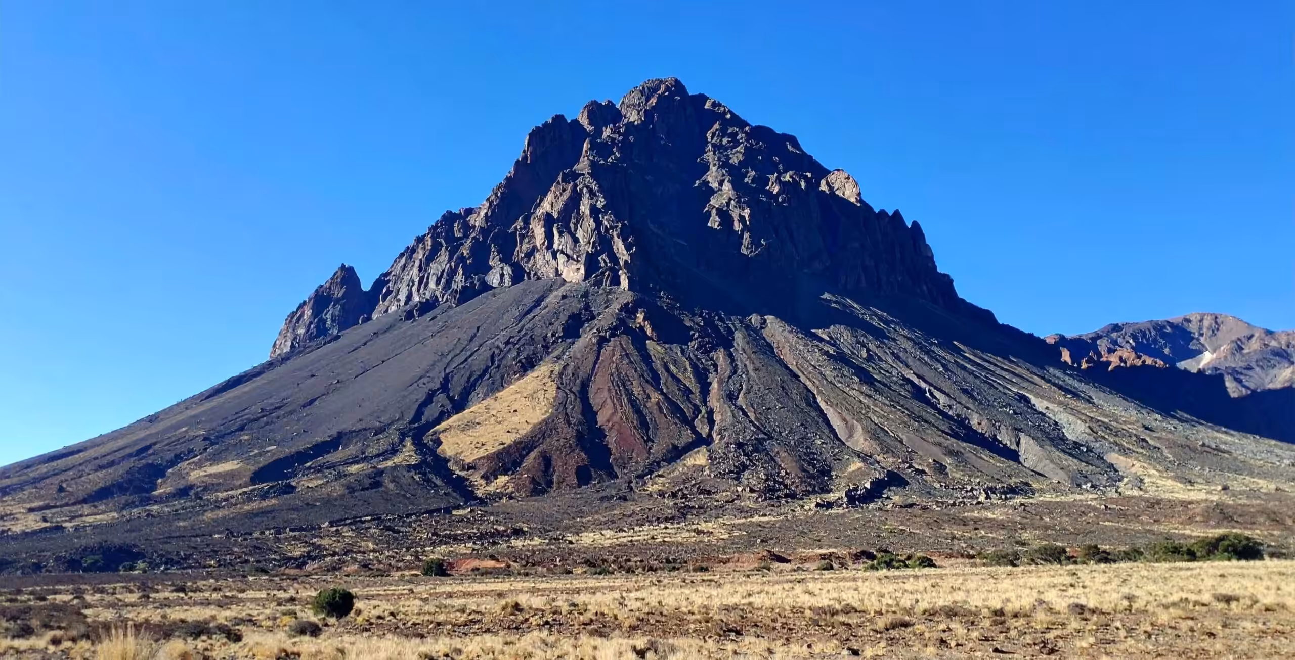 Mount Kenya via Sirimon Route (5/5) | Old Moses Camp (3,340 m/10,958 ft) - Sirimon Gate (2,640 m/8,661 ft) - Nanyuki